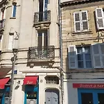Charmant Appartement Intra-Muros